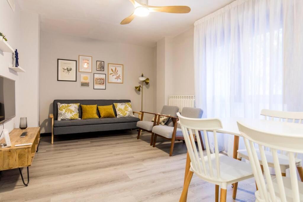 Castrillo 4 Apartamento Acogedor Saragosse Extérieur photo